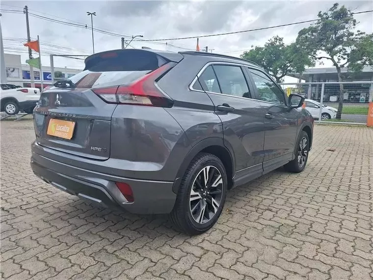 Mitsubishi Eclipse Cross Cinza 2