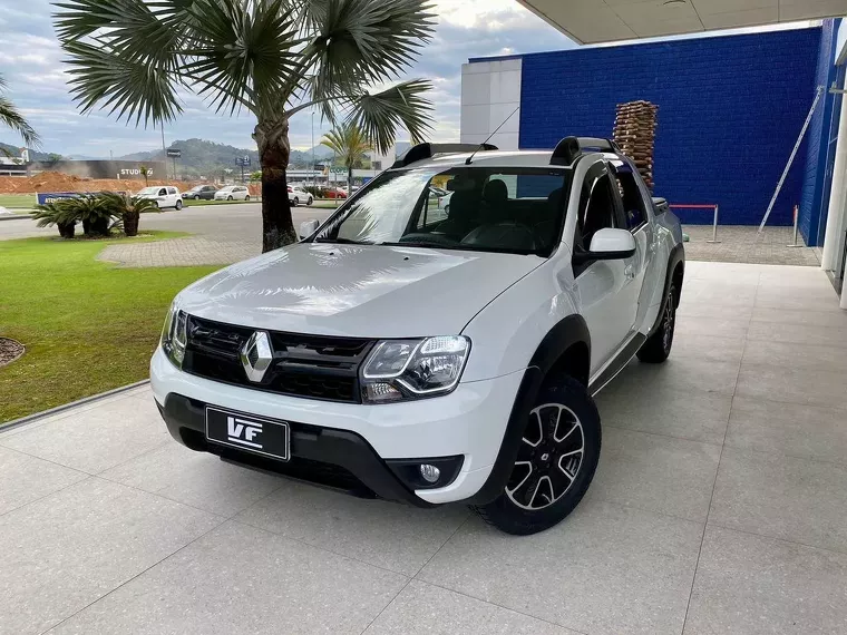 Renault Duster Oroch Branco 2