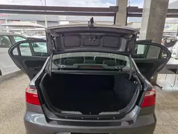 Volkswagen Voyage