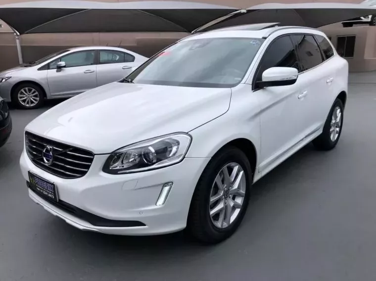 Volvo XC60 Branco 5