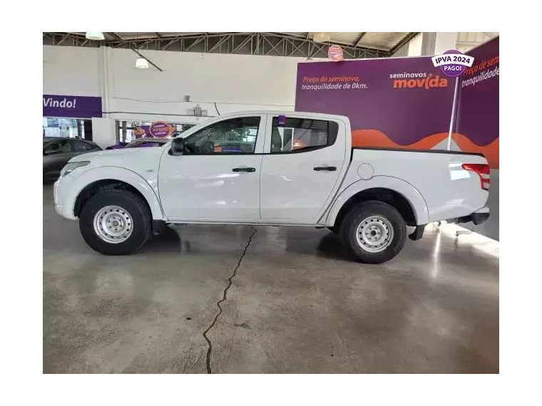 Mitsubishi L200 Branco 2