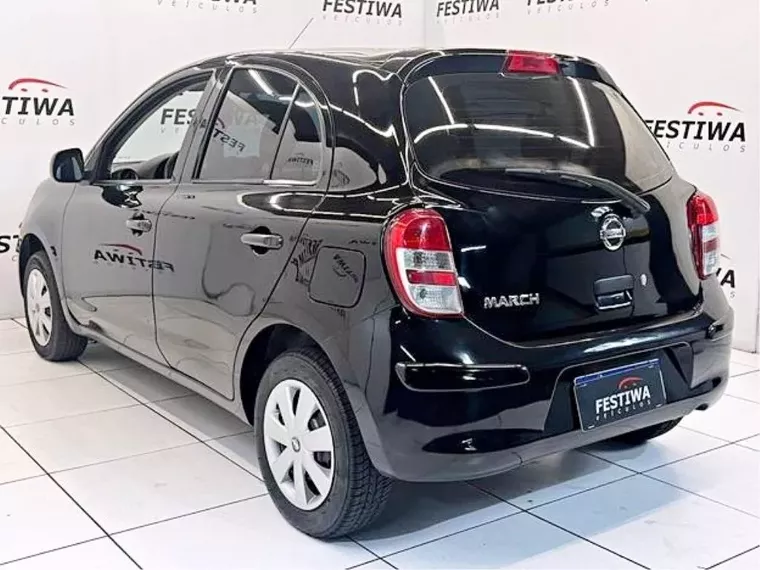 Nissan March Preto 7