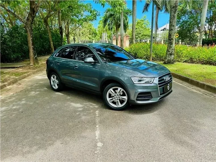 Audi Q3 Cinza 3