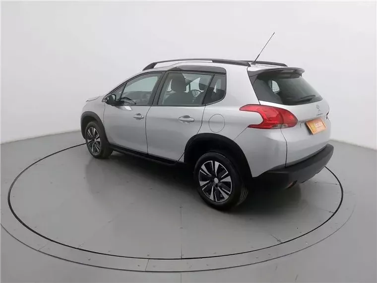 Peugeot 2008 Cinza 13