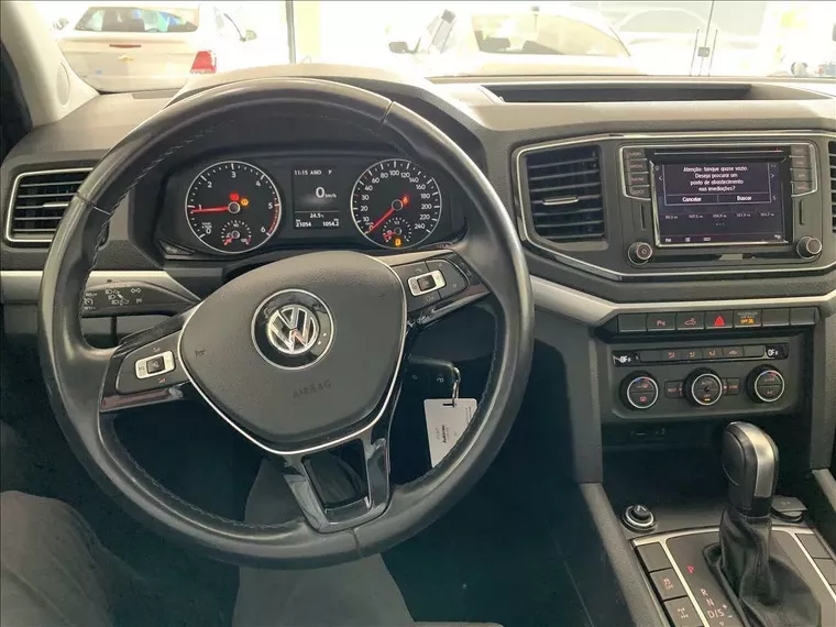 Volkswagen Amarok Cinza 11