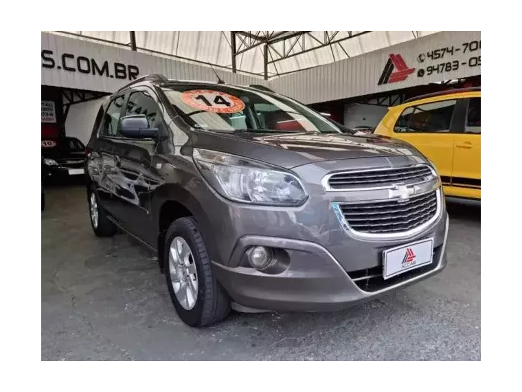 Chevrolet Spin Cinza 1