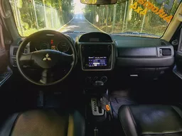Mitsubishi Pajero TR4