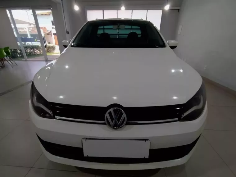 Volkswagen Saveiro Branco 15