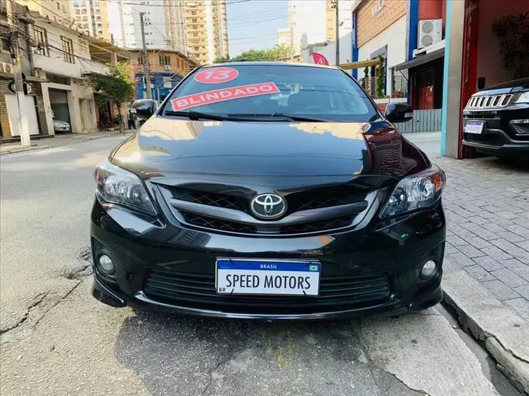 Toyota Corolla Preto 8