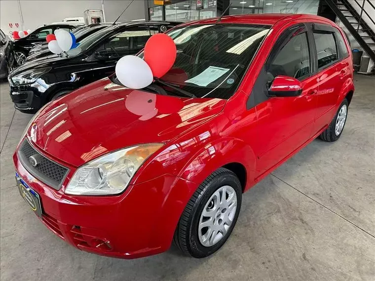 Ford Fiesta Vermelho 8