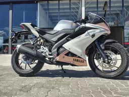 YZF R15