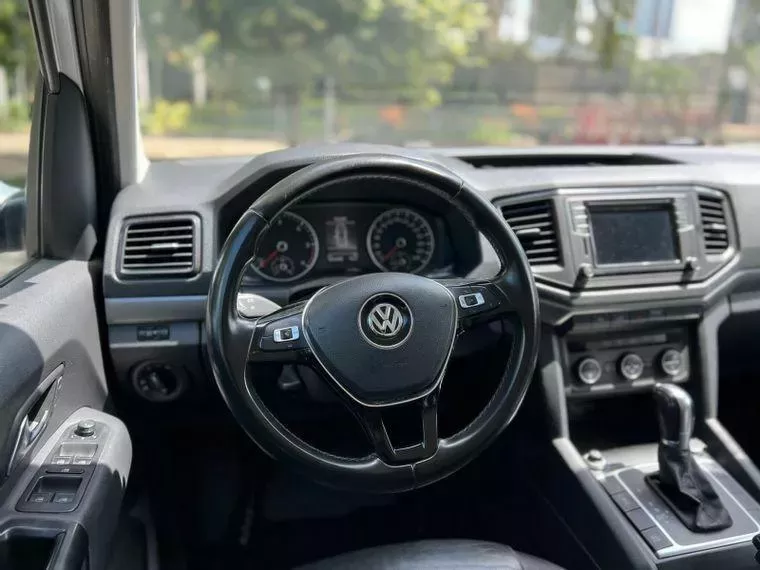 Volkswagen Amarok Prata 12