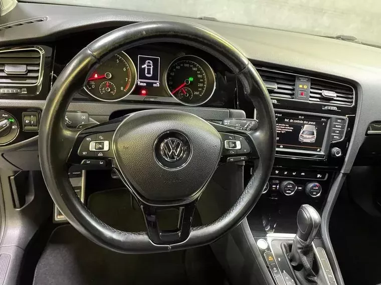 Volkswagen Golf Branco 13