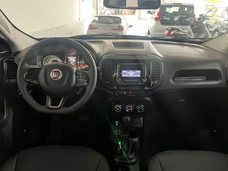 Fiat Toro Preto 15