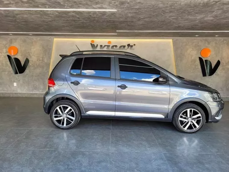 Volkswagen Fox Cinza 6