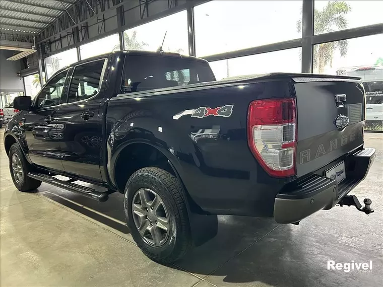 Ford Ranger Preto 9