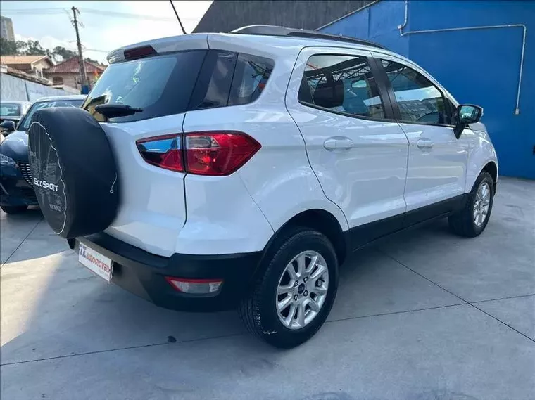 Ford Ecosport Branco 15