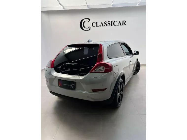 Volvo C30 Prata 3