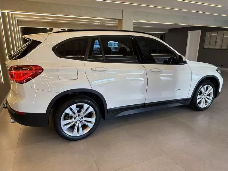 BMW X1 Branco 2