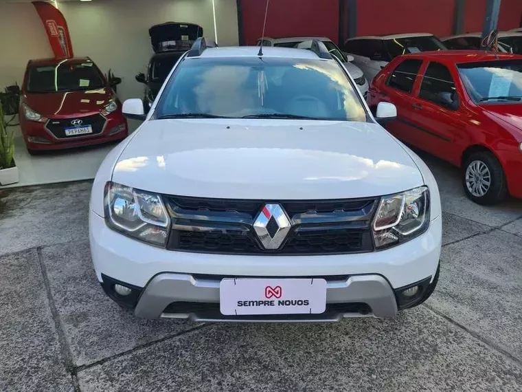 Renault Duster Branco 18