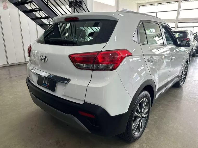 Hyundai Creta Branco 11