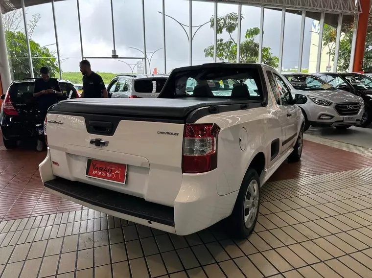 Chevrolet Montana Branco 2