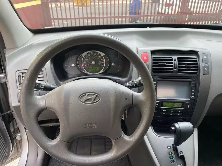 Hyundai Tucson Prata 3