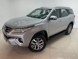 Toyota Hilux SW4