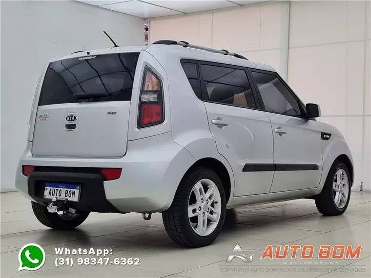 KIA Soul Prata 18