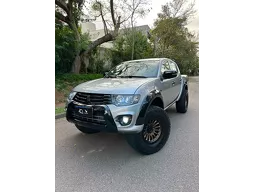 Mitsubishi L200 Triton