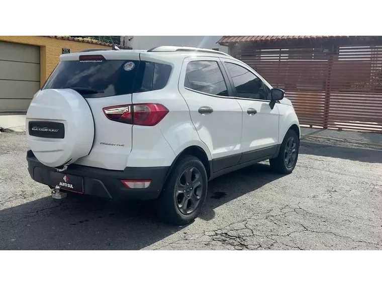 Ford Ecosport Branco 14