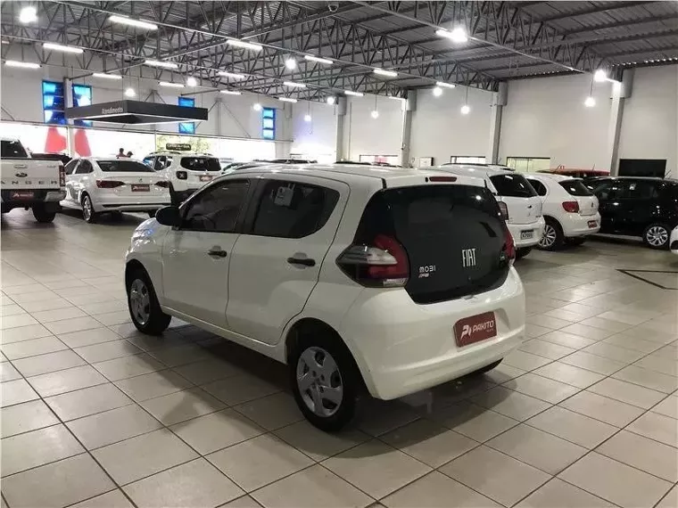 Fiat Mobi Branco 12