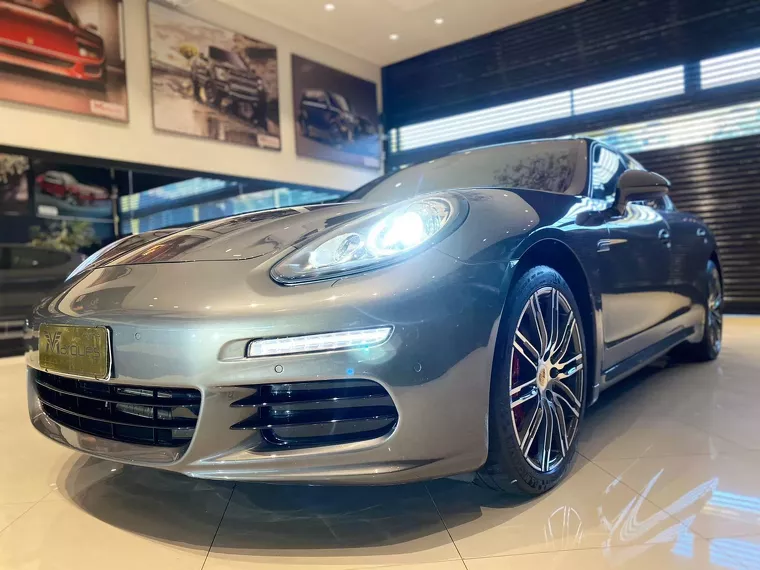 Porsche Panamera Cinza 10