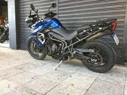Triumph Tiger 800