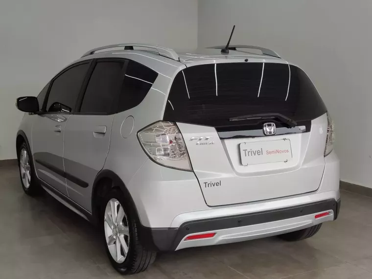 Honda FIT Prata 3