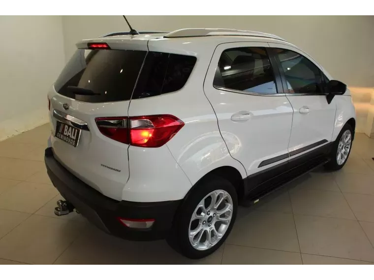 Ford Ecosport Branco 10