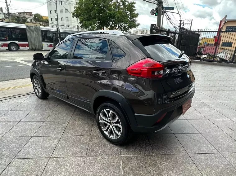 Chery Tiggo 2 Marrom 4