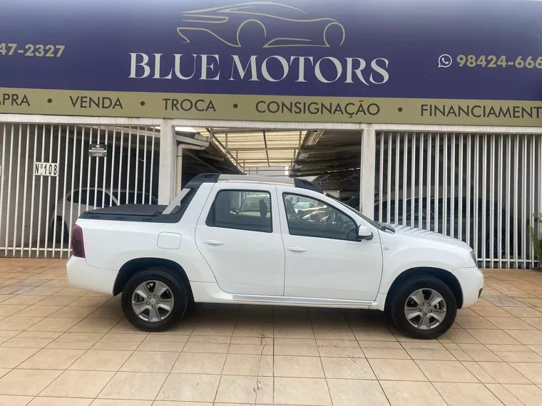 Renault Duster Oroch Branco 2