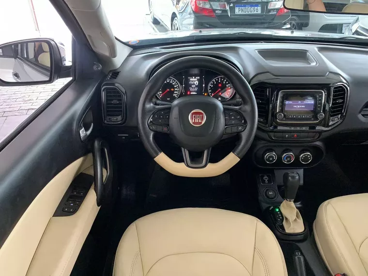 Fiat Toro Prata 4