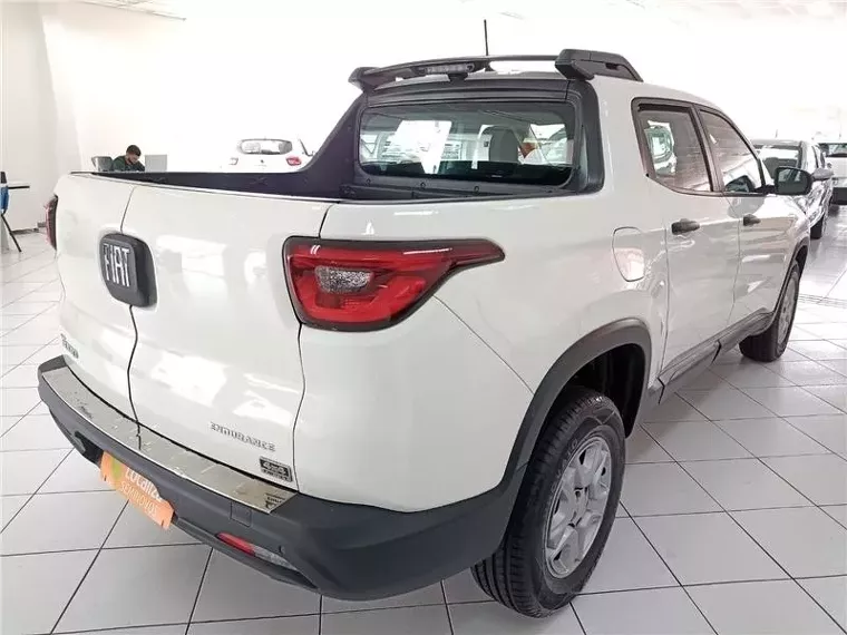 Fiat Toro Branco 8