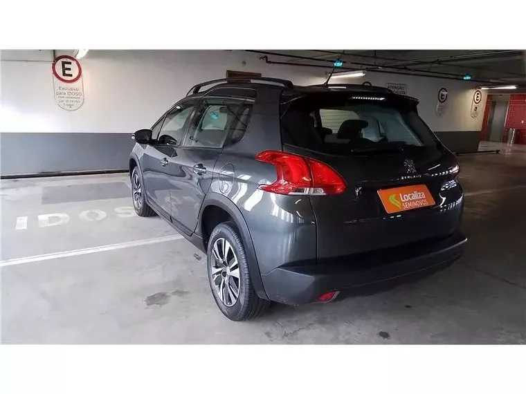 Peugeot 2008 Cinza 9