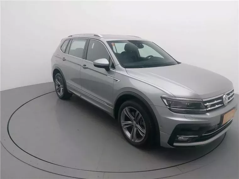 Volkswagen Tiguan Prata 8