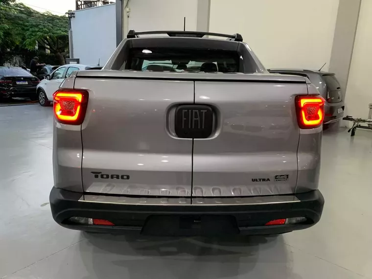 Fiat Toro Prata 4