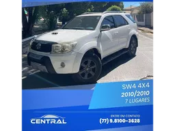 Toyota Hilux SW4