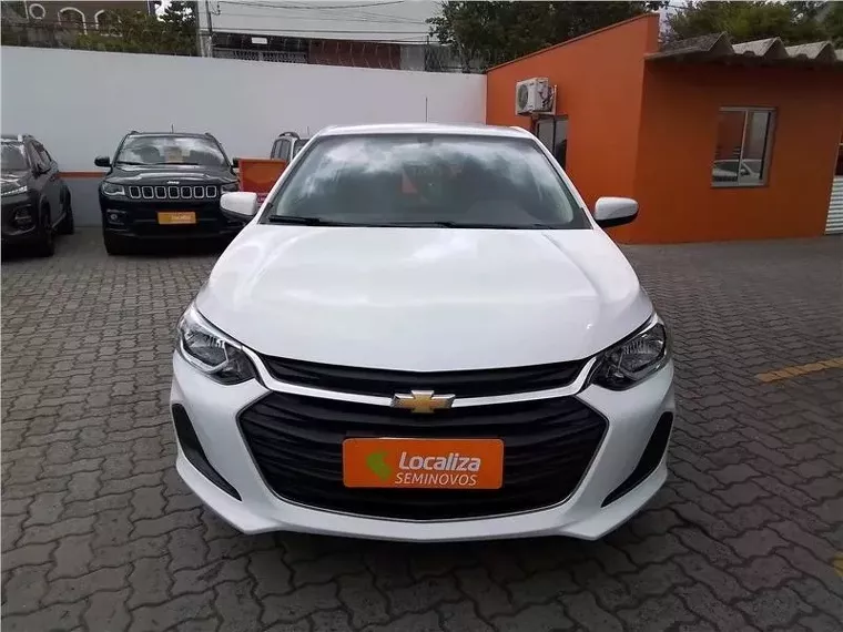 Chevrolet Onix Branco 1