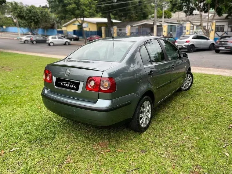 Volkswagen Polo Sedan Cinza 6