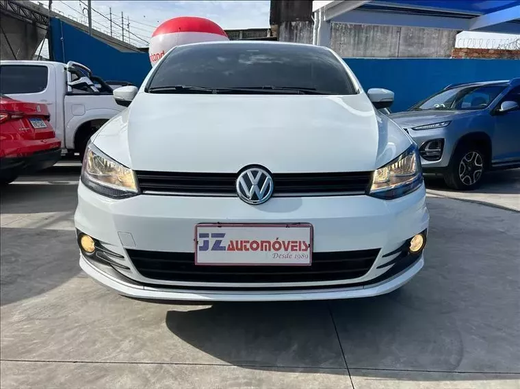 Volkswagen Fox Branco 15