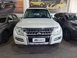 Mitsubishi Pajero Full