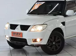 Mitsubishi Pajero TR4