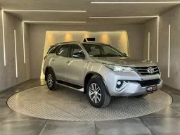 Toyota Hilux SW4